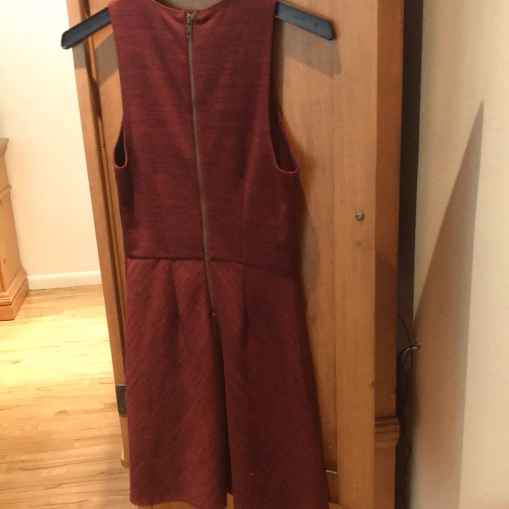 Dress - Picture 2 of 4